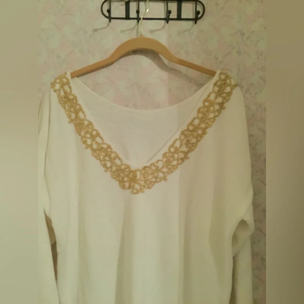 MISOLI~BLOUSE~GOLDEN NECKLINE~WARM~ - Picture 3 of 5